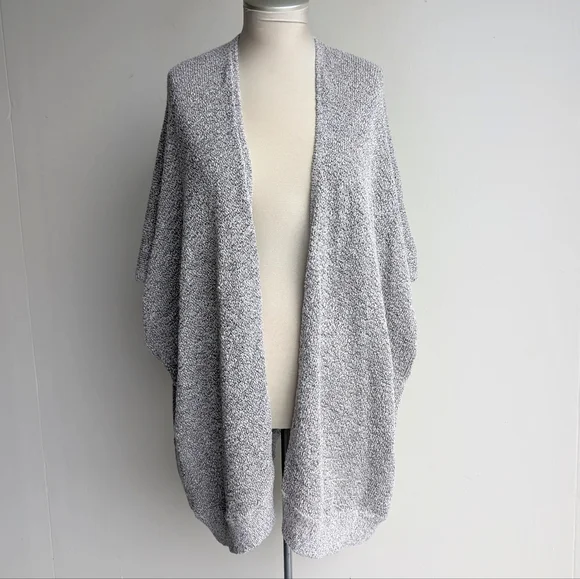 Aritzia Community Iconic Cape Knit Cardigan - Picture 3 of 9